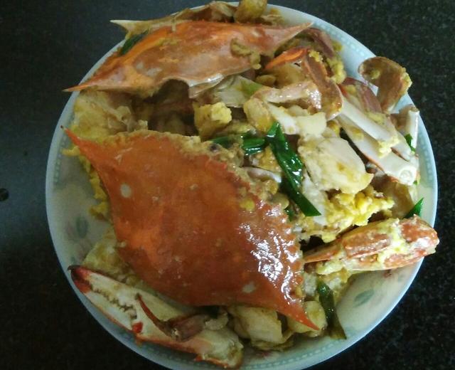 螃蟹炒鸡蛋的做法