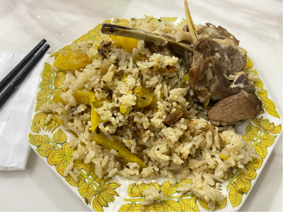 新疆羊排抓饭（出锅后米粒分明的秘密）