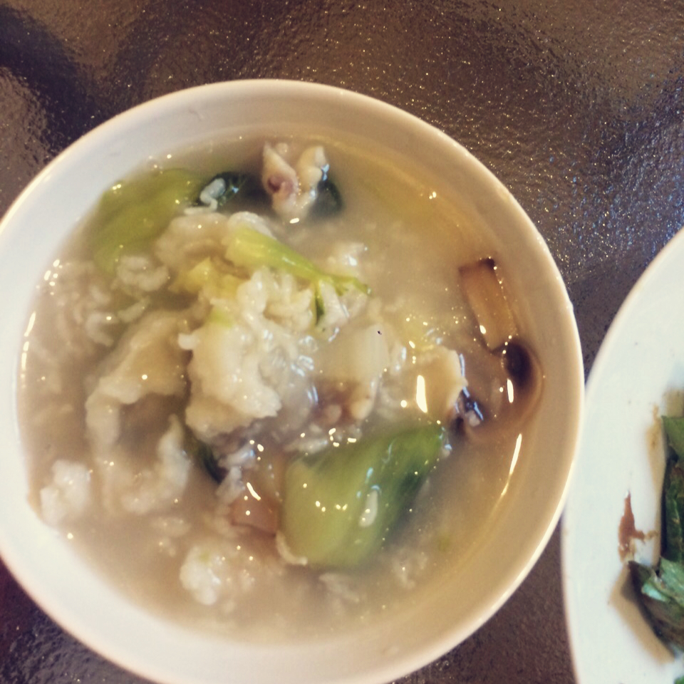 生菜鱼片粥