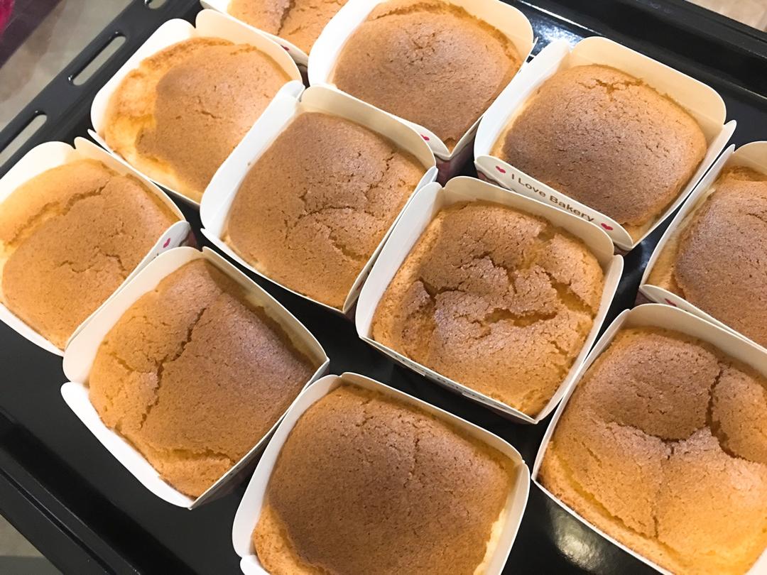 经典戚风——拜拜蛋糕（中空、圆模均可）