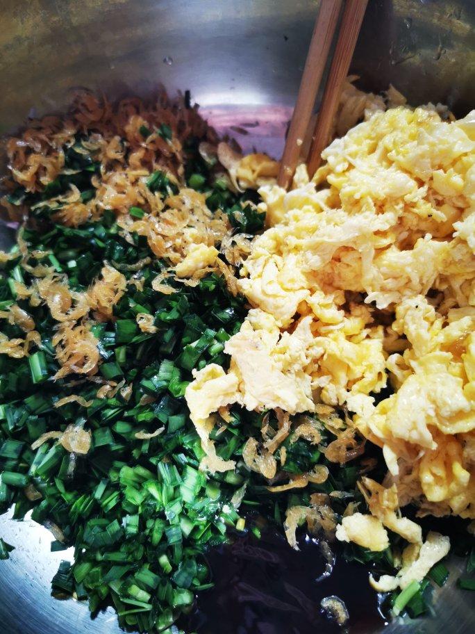 虾皮韭菜鸡蛋馅饼（图文）