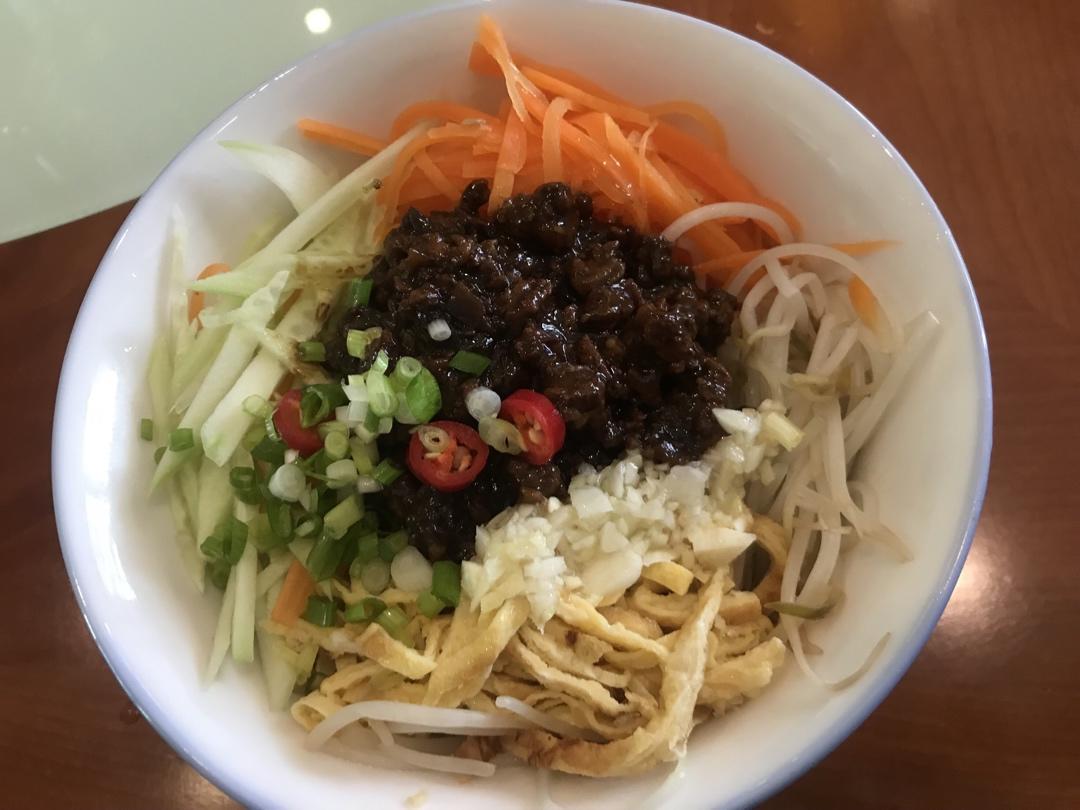 炸酱面