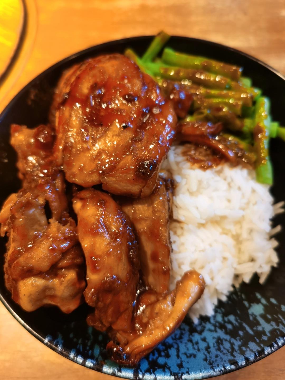 照烧鸡腿饭