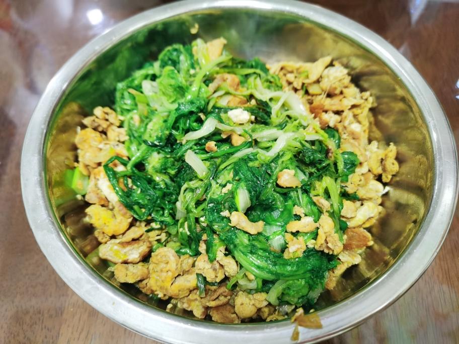 荠菜炒苦菊2021-12-19