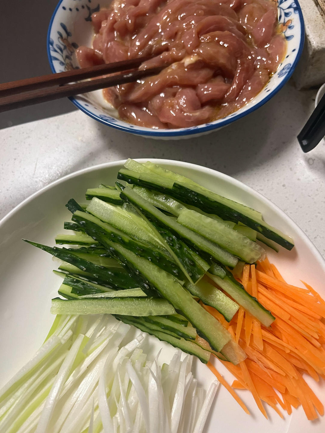 好吃到爆的京酱肉丝‼️酱汁浓郁～新手零失败