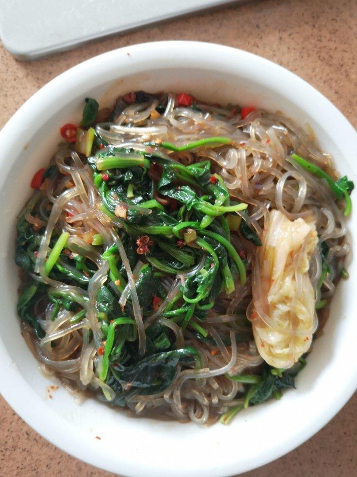 凉拌菠菜粉丝