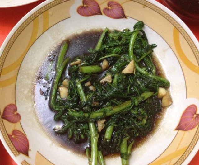 清炒茼蒿