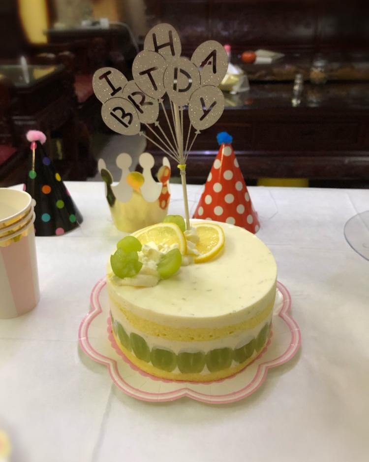 青柠青提慕斯蛋糕