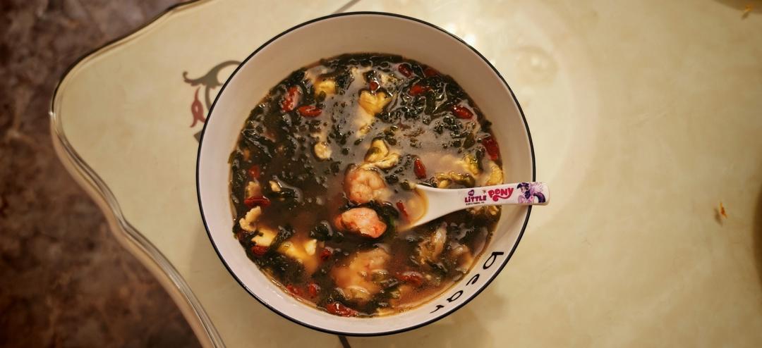 低卡鲜美的紫菜虾滑汤！好喝不胖减脂餐